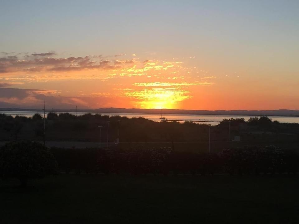 Port Camargue Studio Vue Mer 勒格罗-迪鲁瓦 外观 照片